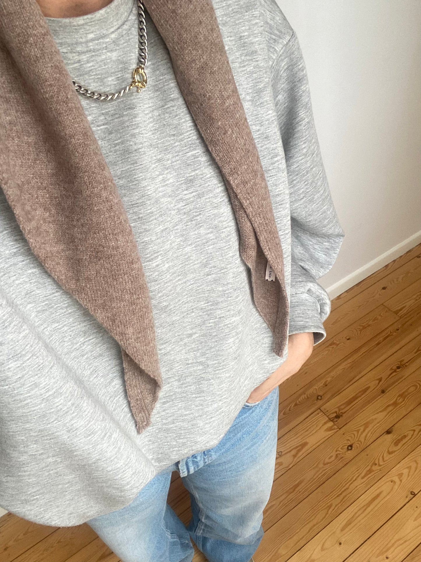 You got this - Triangle scarf MOKKA