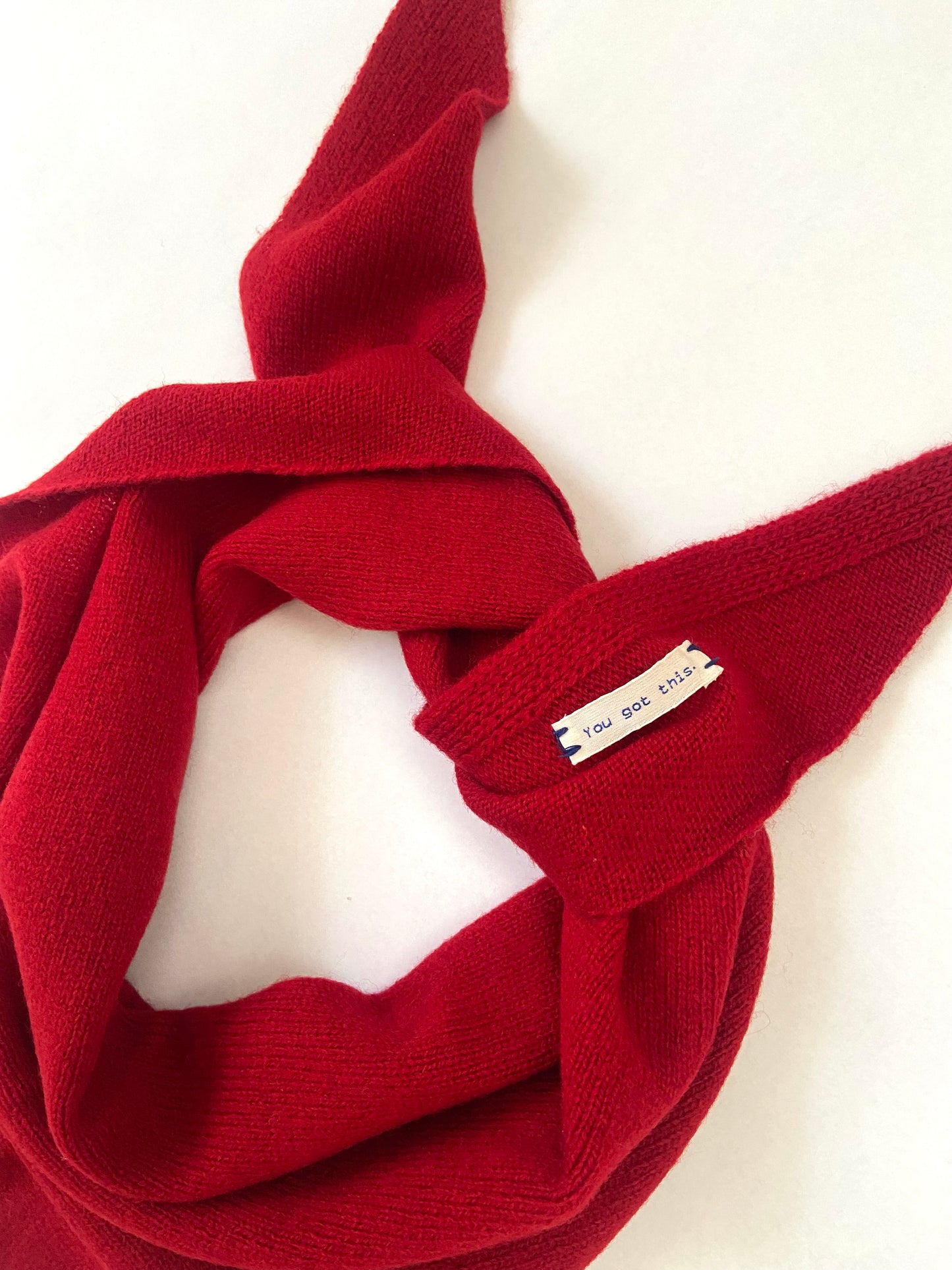 You got this - Triangle scarf RED